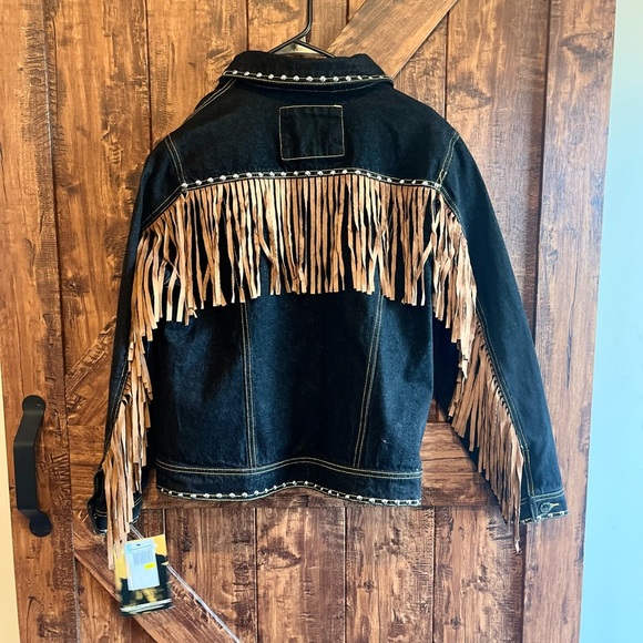 Yellowstone NWT licensed black denim brown fringe womens jacket size medium - Picture 5 of 6